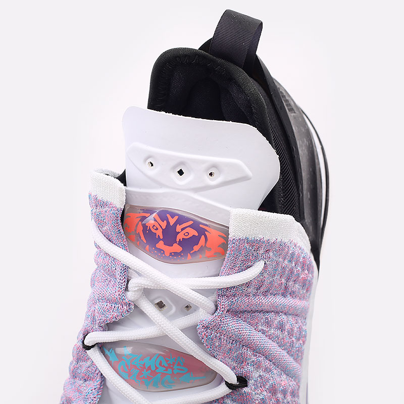Мужские баскетбольные кроссовки Nike Lebron XVIII (CQ9283-900)  - цена, описание, фото 3